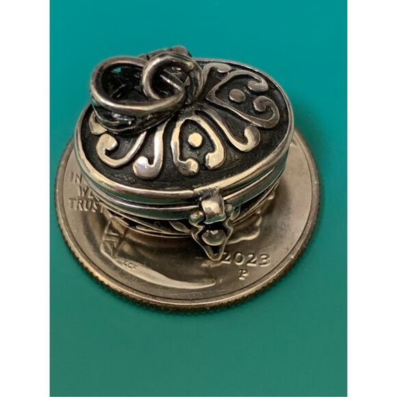 .925 Ornate Oval Prayer Box #faith #pray - Picture 3 of 5